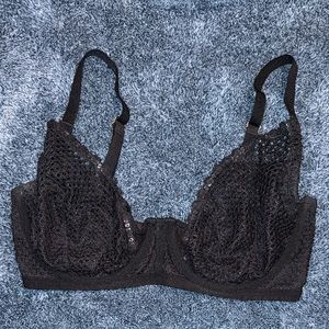Victoria’s Secret fishnet unlined bra set